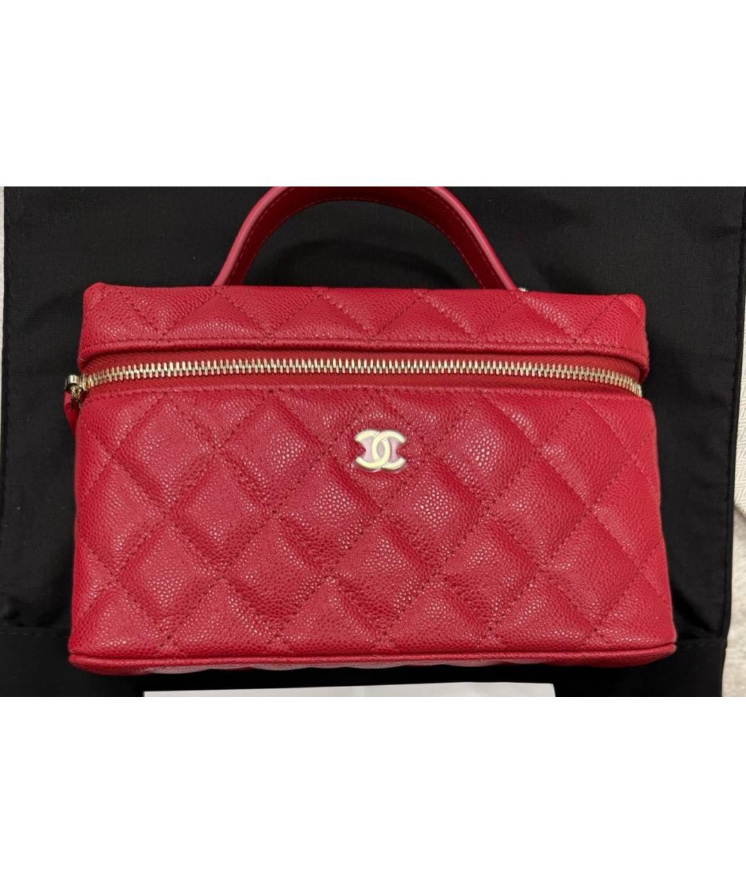 CHANEL Красная кожаная сумка через плечо, фото 2
