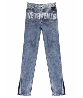 

Прямые джинсы VETEMENTS