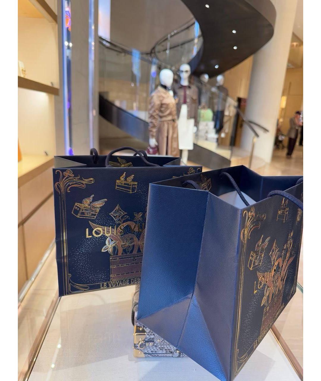 LOUIS VUITTON Книга, фото 3