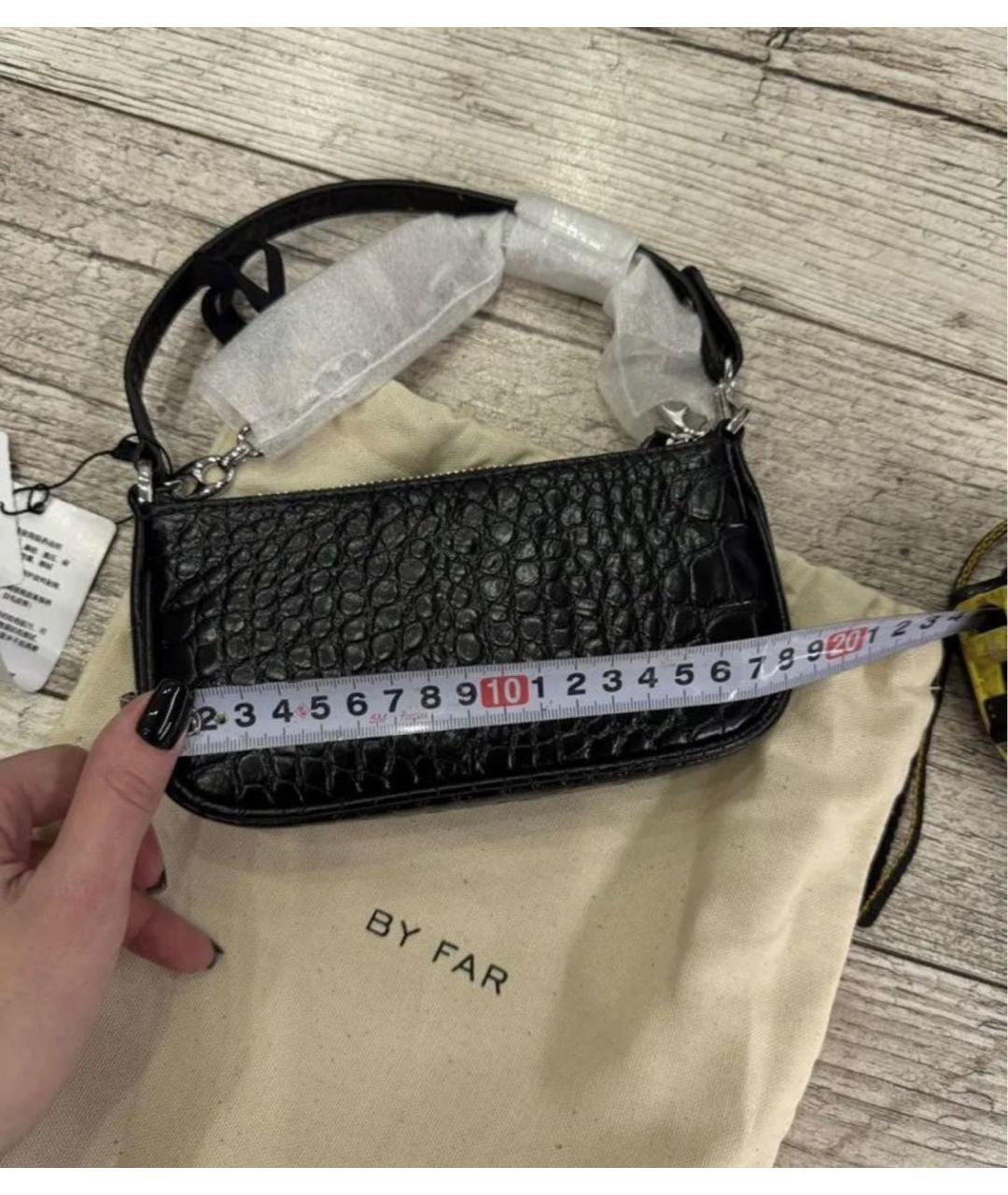 BY FAR Черная кожаная сумка с короткими ручками, фото 5