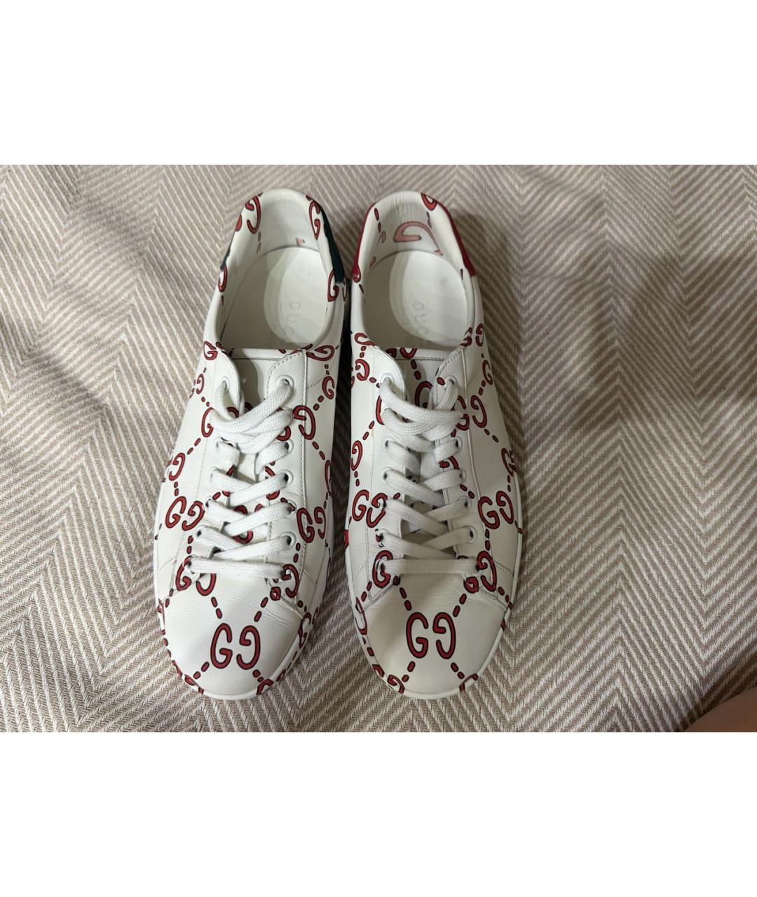 GUCCI Белые кожаные низкие кроссовки / кеды, фото 2