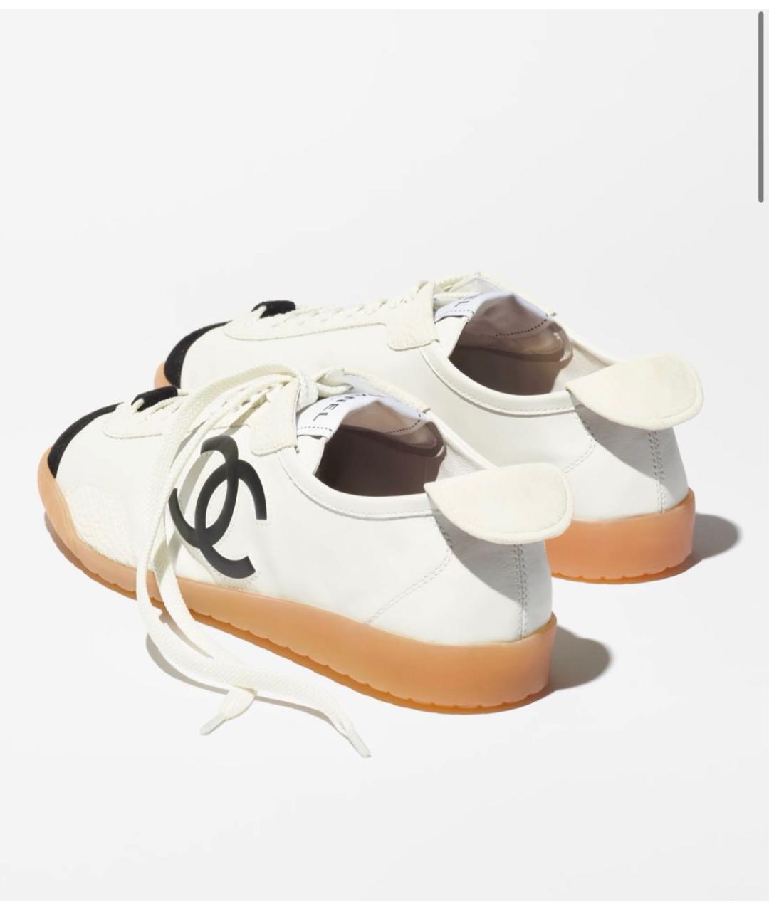 CHANEL Белые замшевые кеды, фото 2