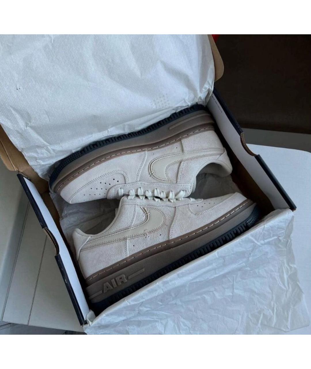 NIKE Бежевые замшевые низкие кроссовки / кеды, фото 2