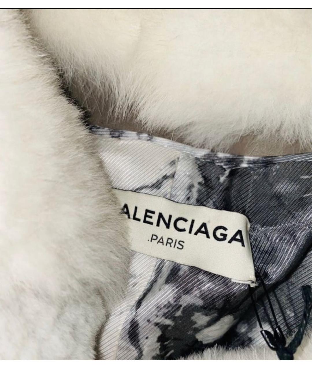 BALENCIAGA Белая меховая шуба, фото 2