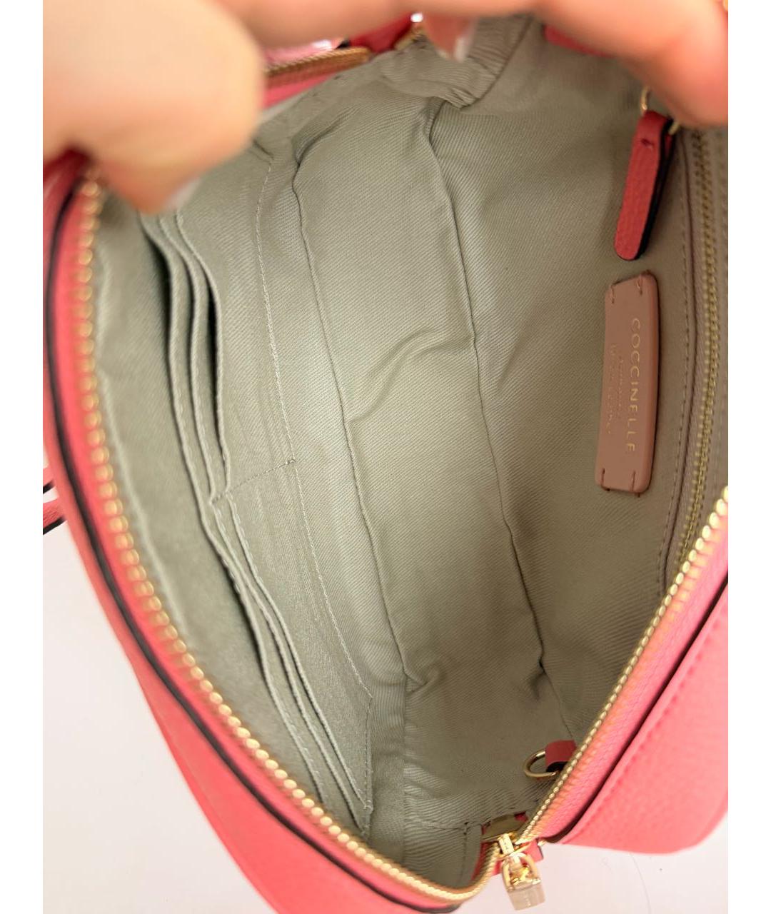 COCCINELLE Коралловая кожаная сумка через плечо, фото 5