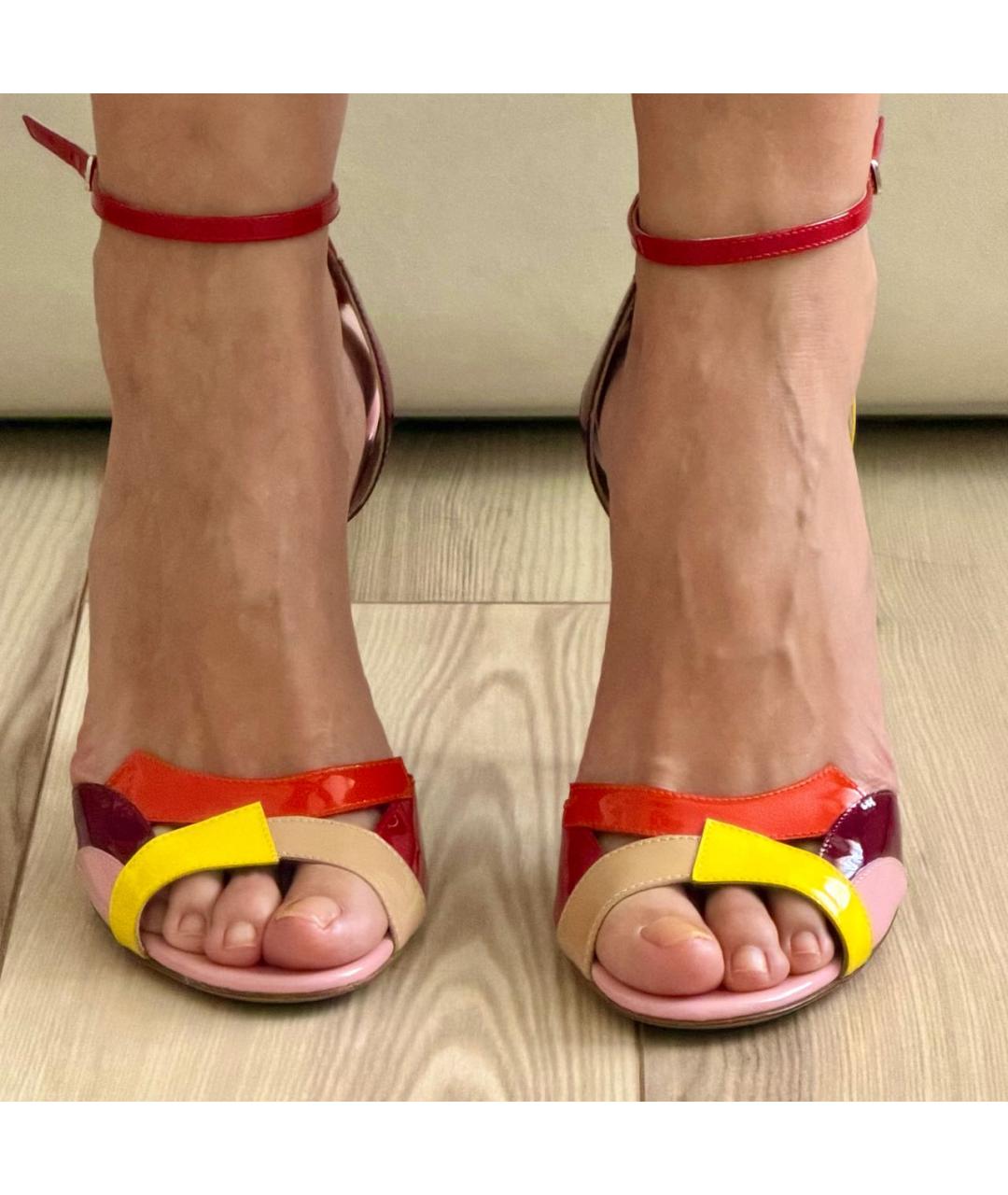 GIANVITO ROSSI Розовые босоножки из лакированной кожи, фото 6