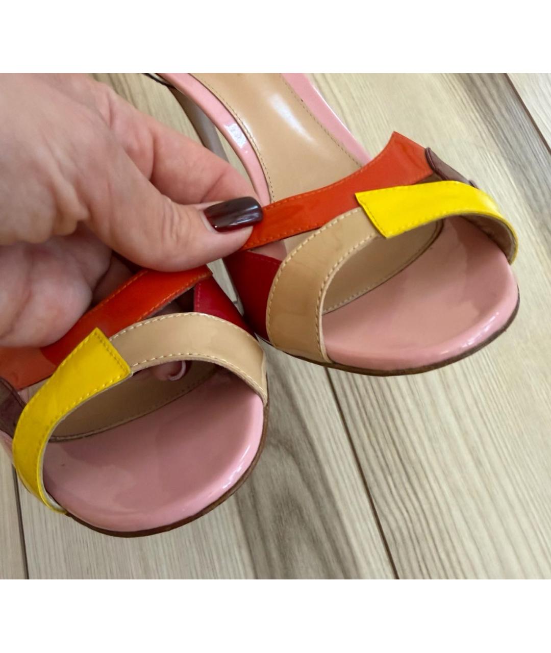 GIANVITO ROSSI Розовые босоножки из лакированной кожи, фото 5