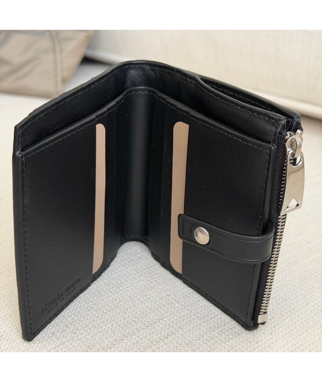 BOTTEGA VENETA Черный кожаный кошелек, фото 3