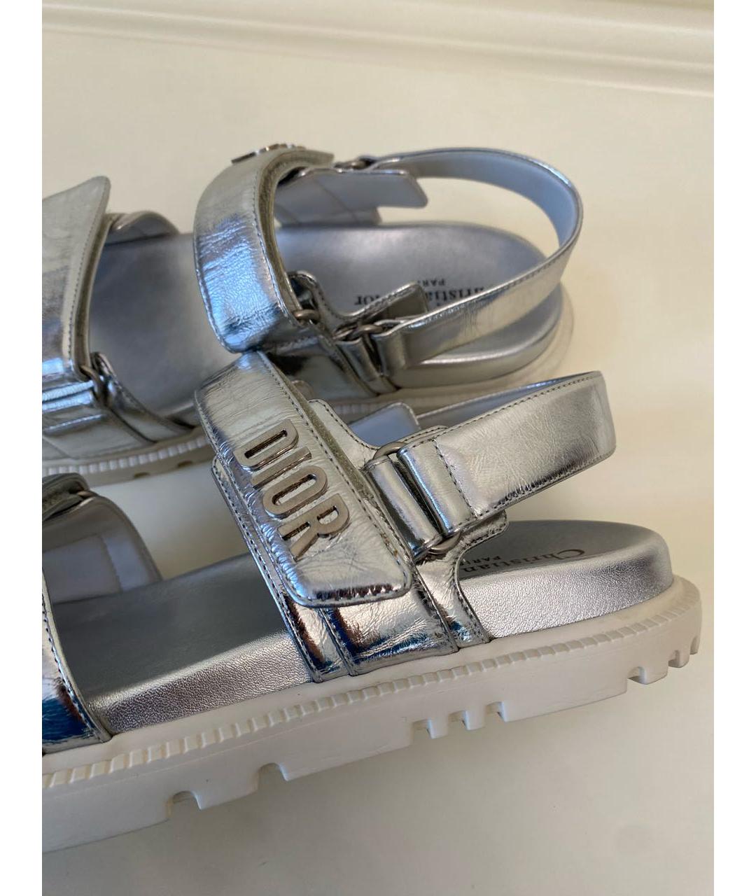 CHRISTIAN DIOR Серебряные кожаные босоножки, фото 8