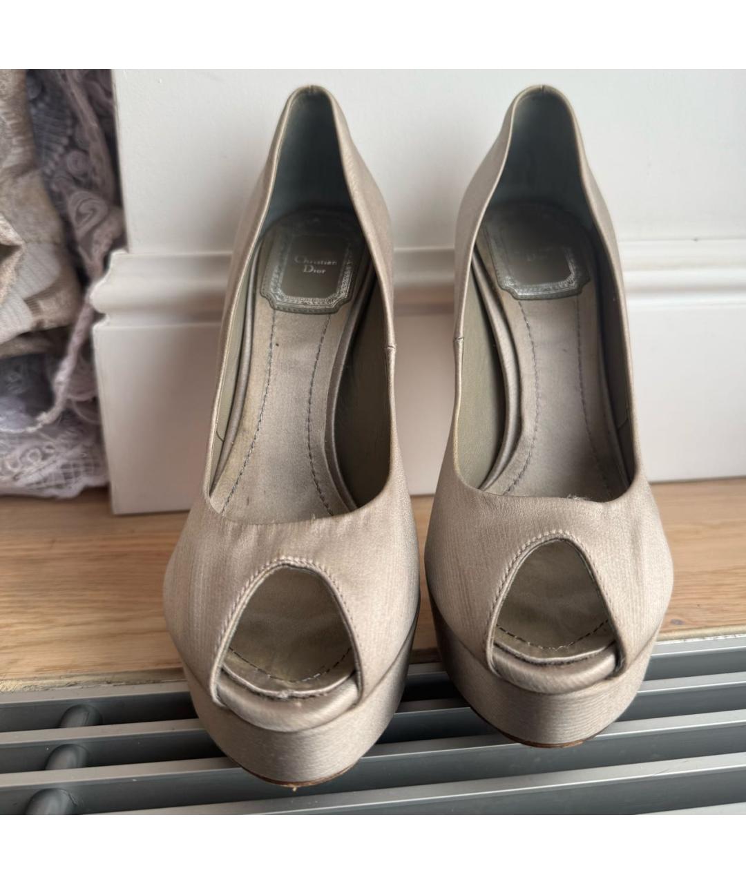 CHRISTIAN DIOR Бежевые текстильные туфли, фото 2