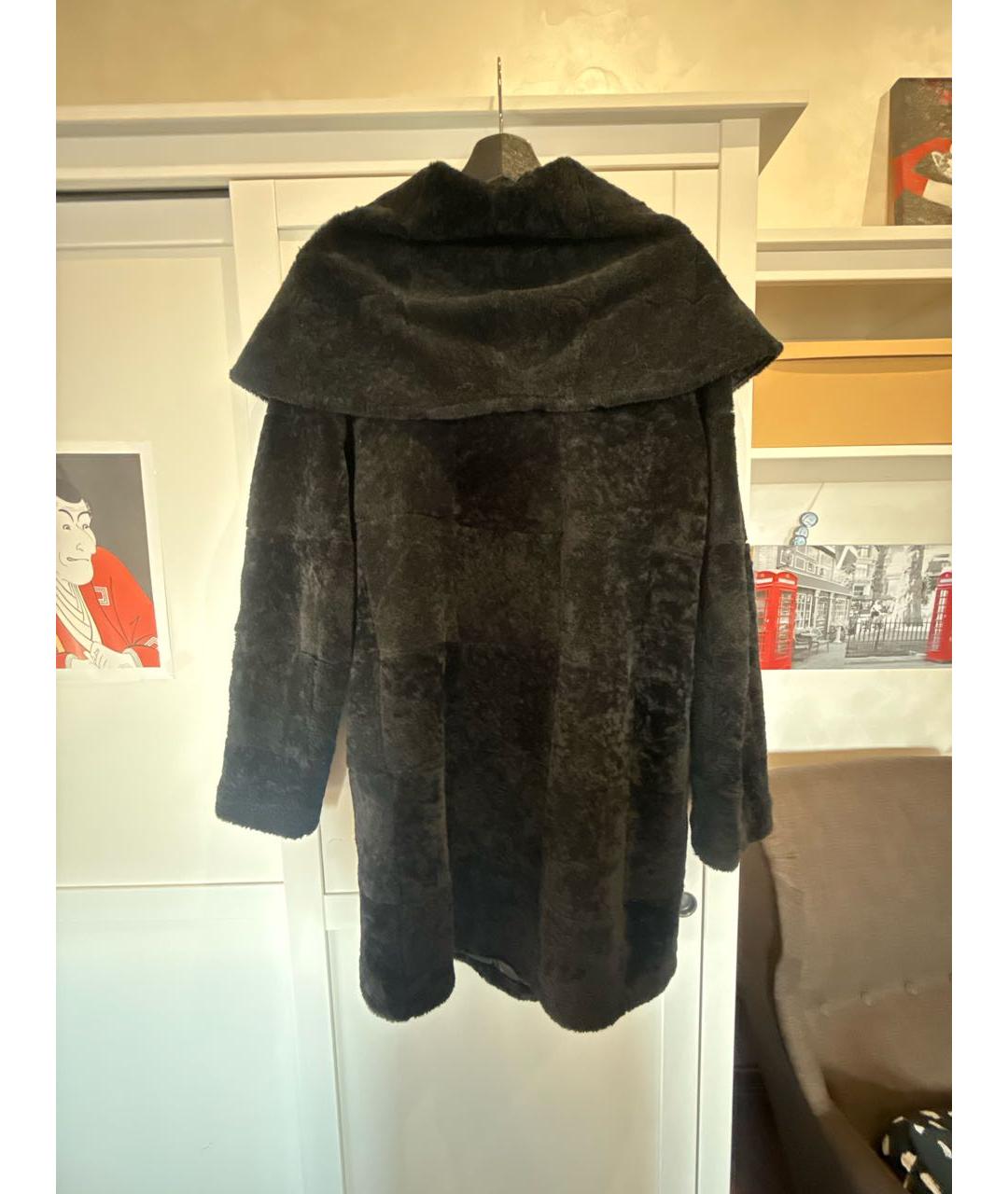 EMPORIO ARMANI Черная меховая шуба, фото 2