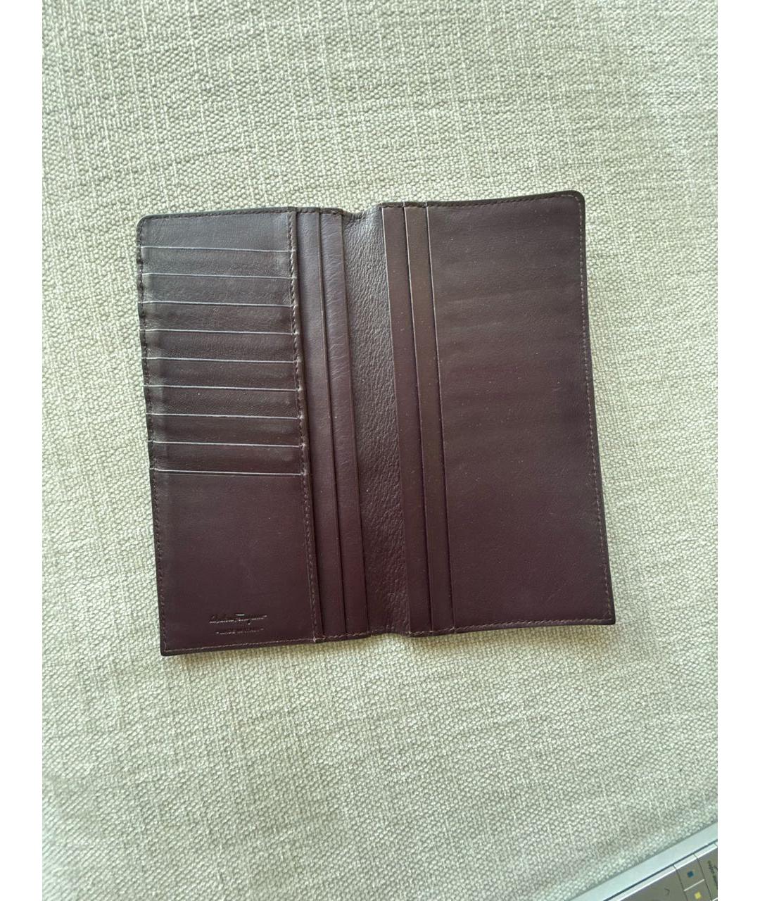 FERRAGAMO Бордовый кожаный кошелек, фото 3