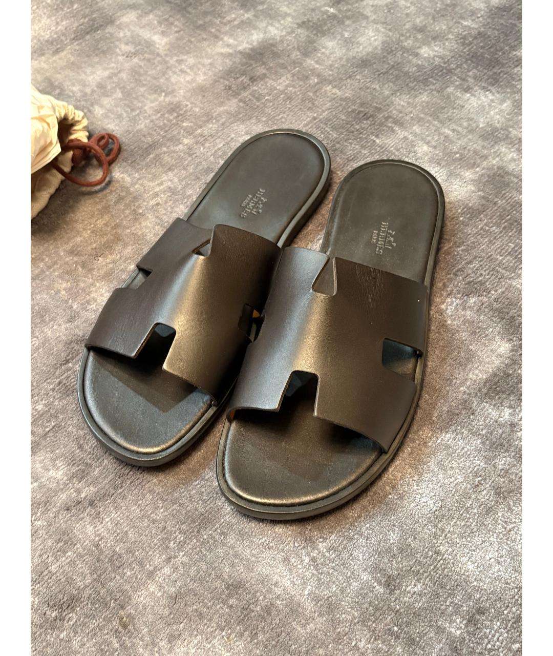 HERMES Черные кожаные шлепанцы, фото 2