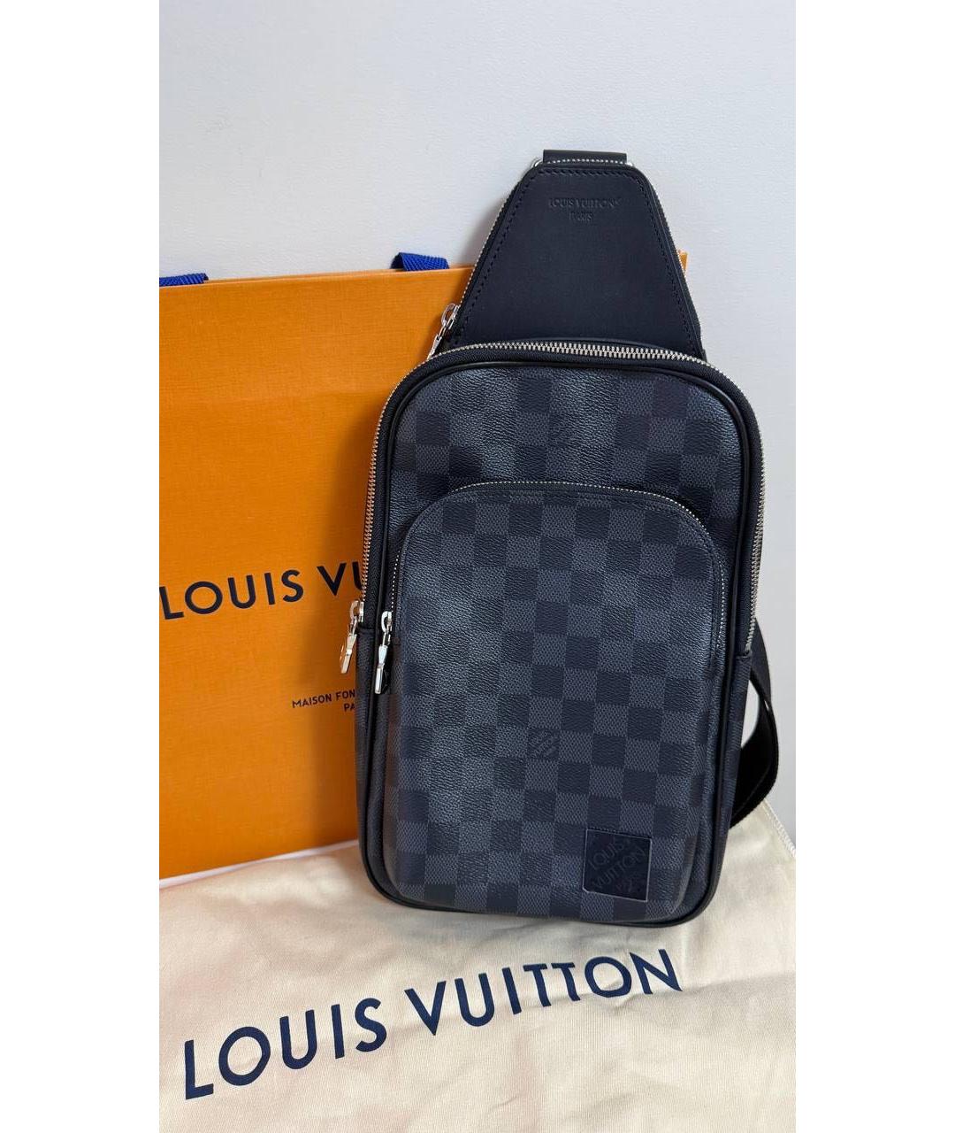 LOUIS VUITTON Черная кожаная поясная сумка, фото 2