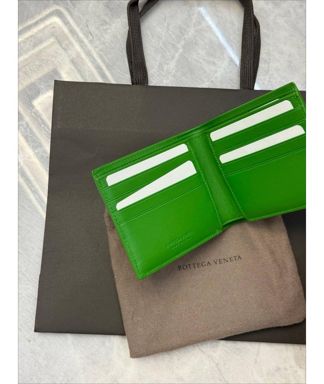 BOTTEGA VENETA Зеленый кожаный кошелек, фото 2