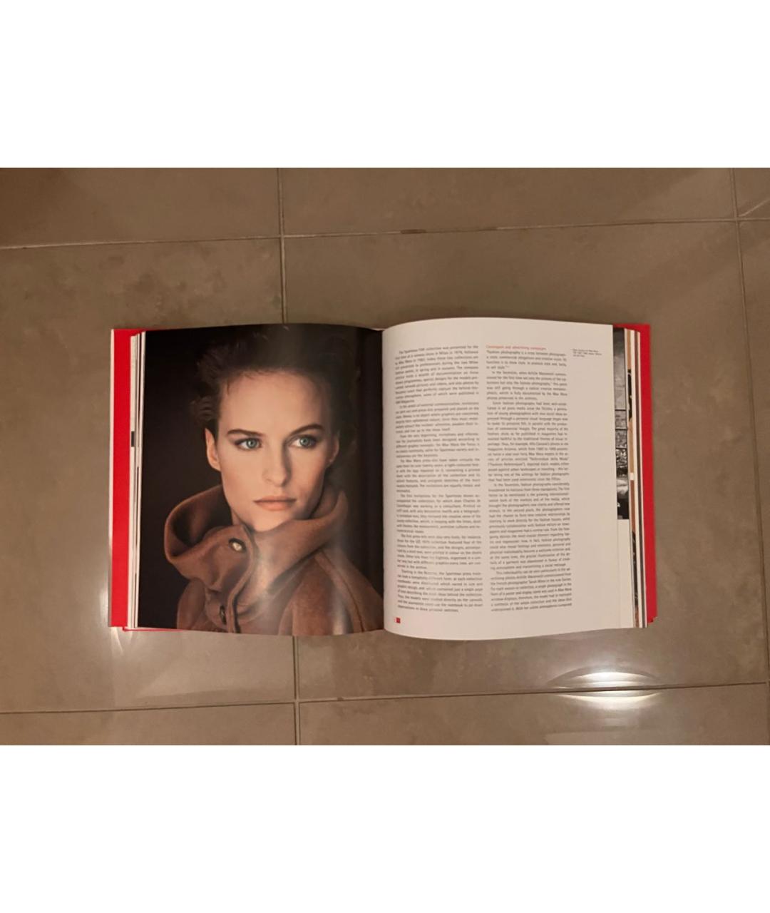 MAX MARA Книга, фото 3