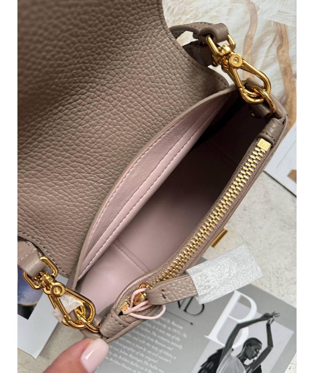 COCCINELLE Бежевая кожаная сумка через плечо, фото 4