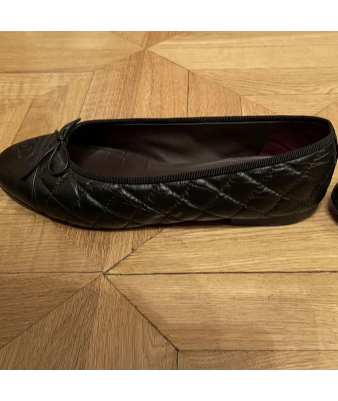 CHANEL Черные кожаные балетки, фото 3