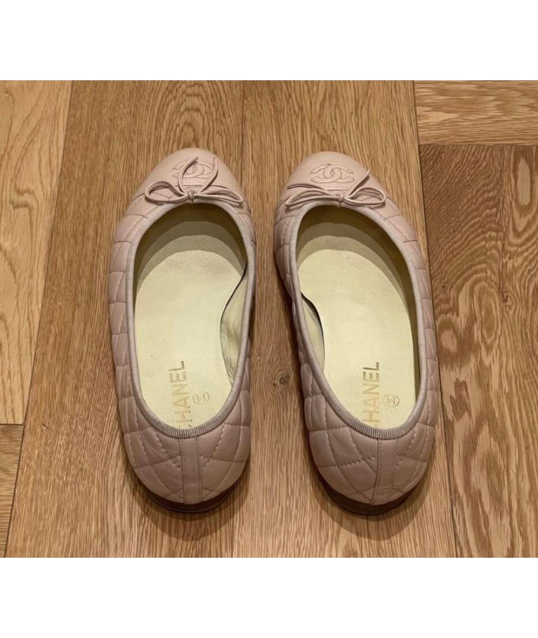 CHANEL Коралловые кожаные балетки, фото 2