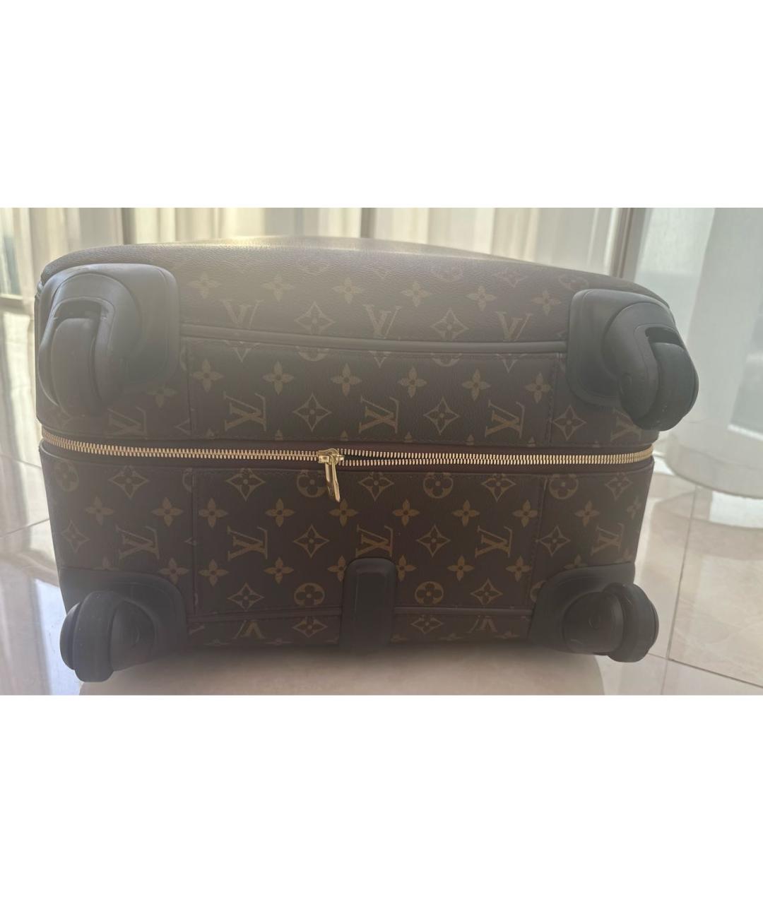 LOUIS VUITTON Коричневый чемодан, фото 4