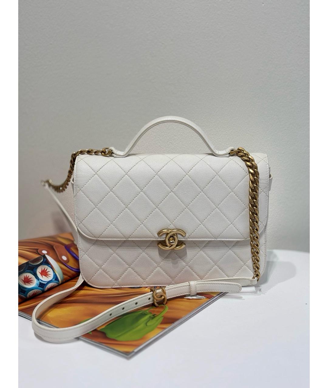 CHANEL Белая кожаная сумка через плечо, фото 10