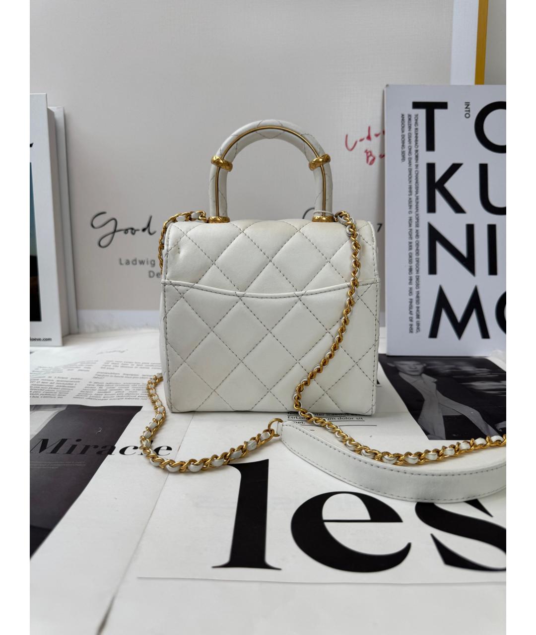 CHANEL Белая кожаная сумка через плечо, фото 3