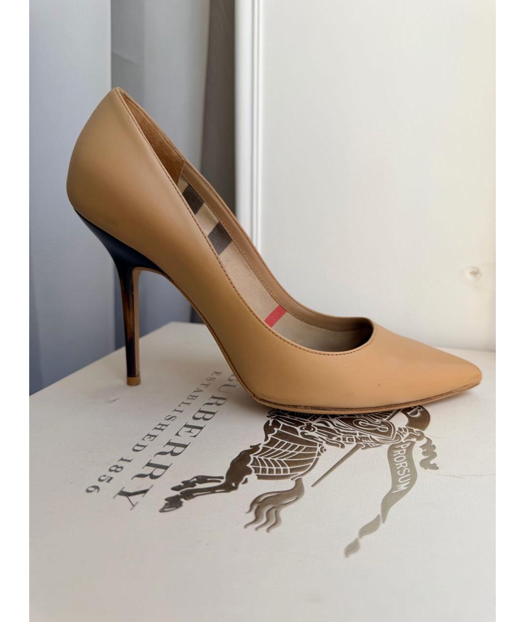 BURBERRY Бежевые кожаные туфли, фото 9