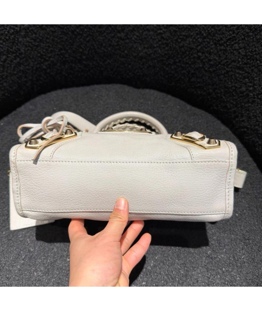 BALENCIAGA Белая кожаная сумка через плечо, фото 3