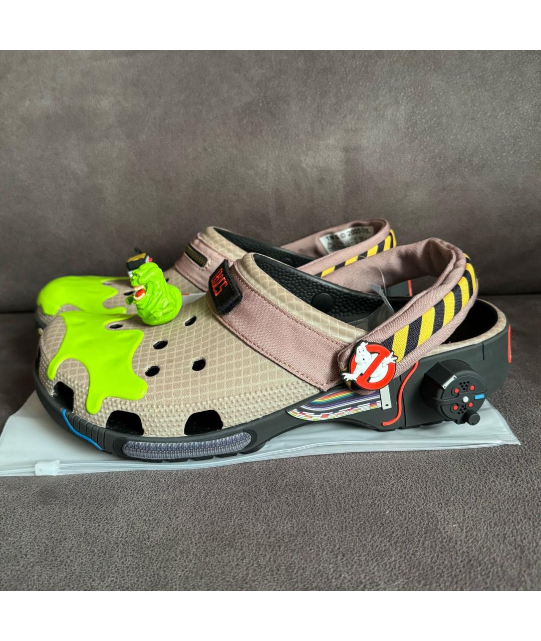 CROCS Бежевые резиновые шлепанцы, фото 4