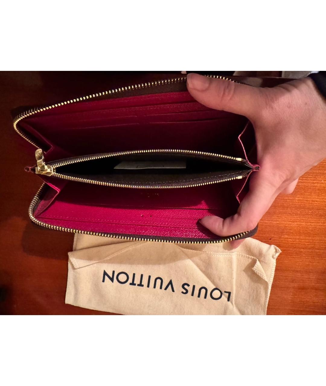 LOUIS VUITTON Коричневый кожаный кошелек, фото 3