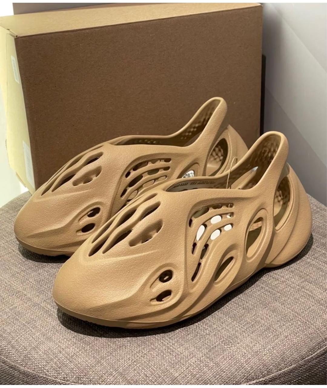 ADIDAS YEEZY Коричневые резиновые шлепанцы, фото 2