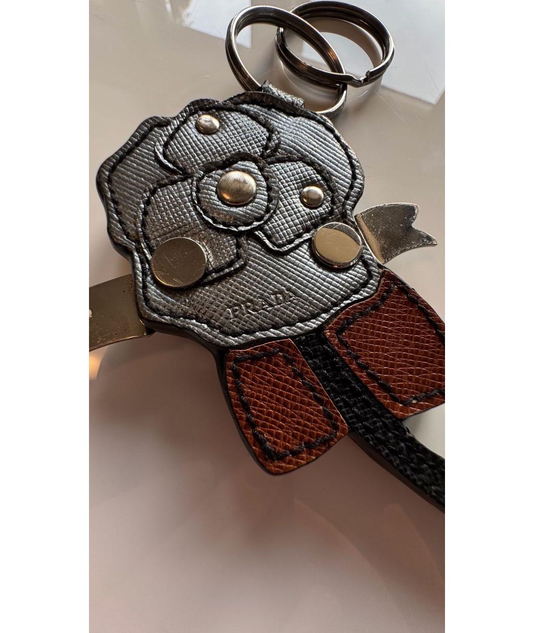 PRADA Серый брелок, фото 3