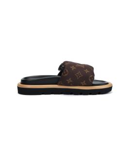 LOUIS VUITTON Сандалии