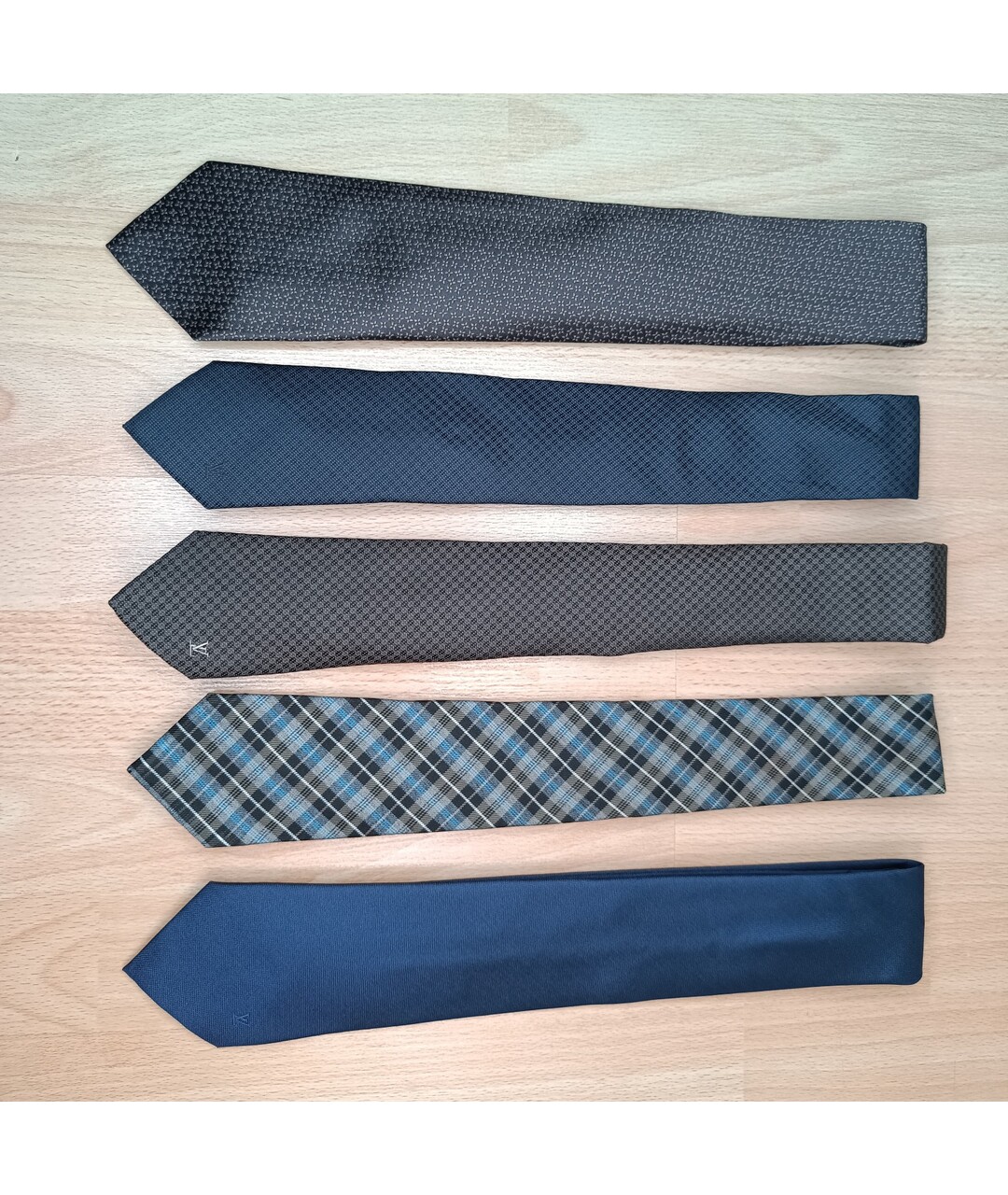 LOUIS VUITTON Коричневый шелковый галстук, фото 4