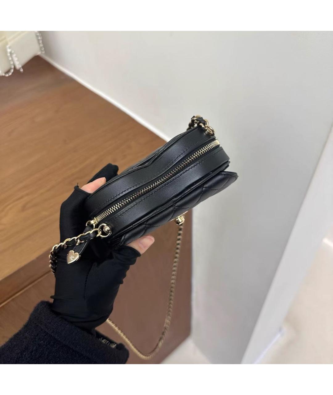 CHANEL Черная кожаная сумка через плечо, фото 4