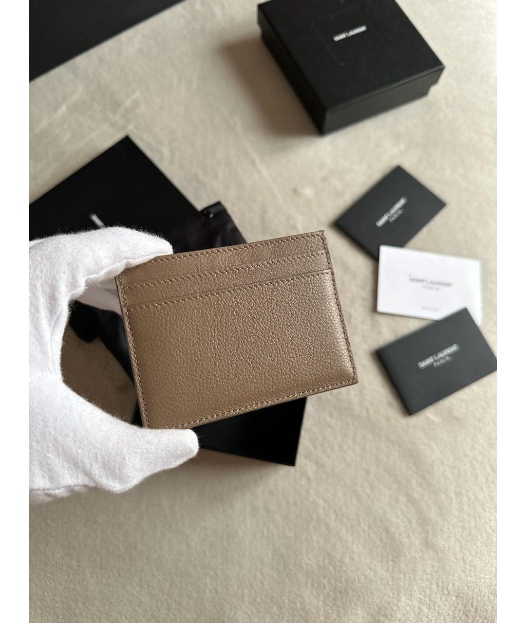 SAINT LAURENT Коричневый кожаный кардхолдер, фото 3