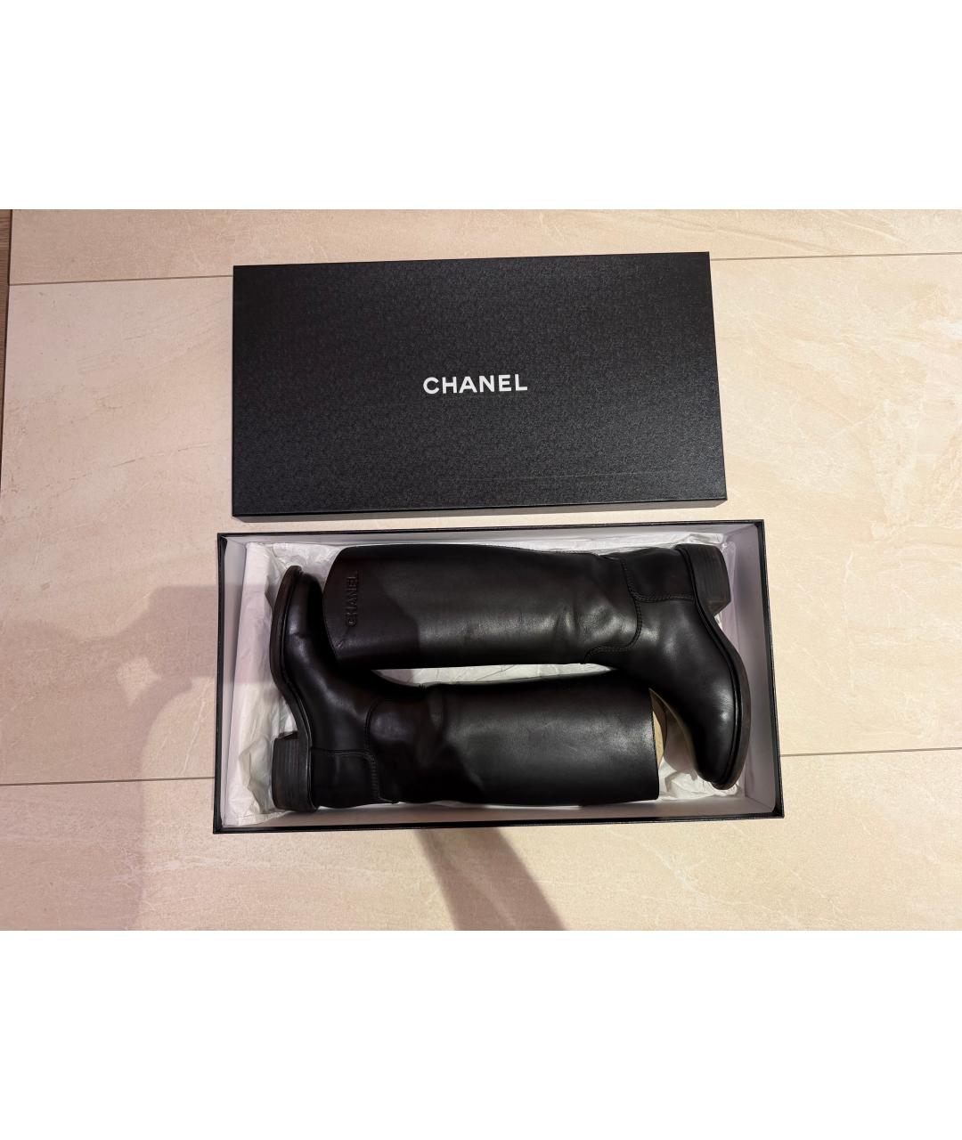 CHANEL Черные кожаные сапоги, фото 5