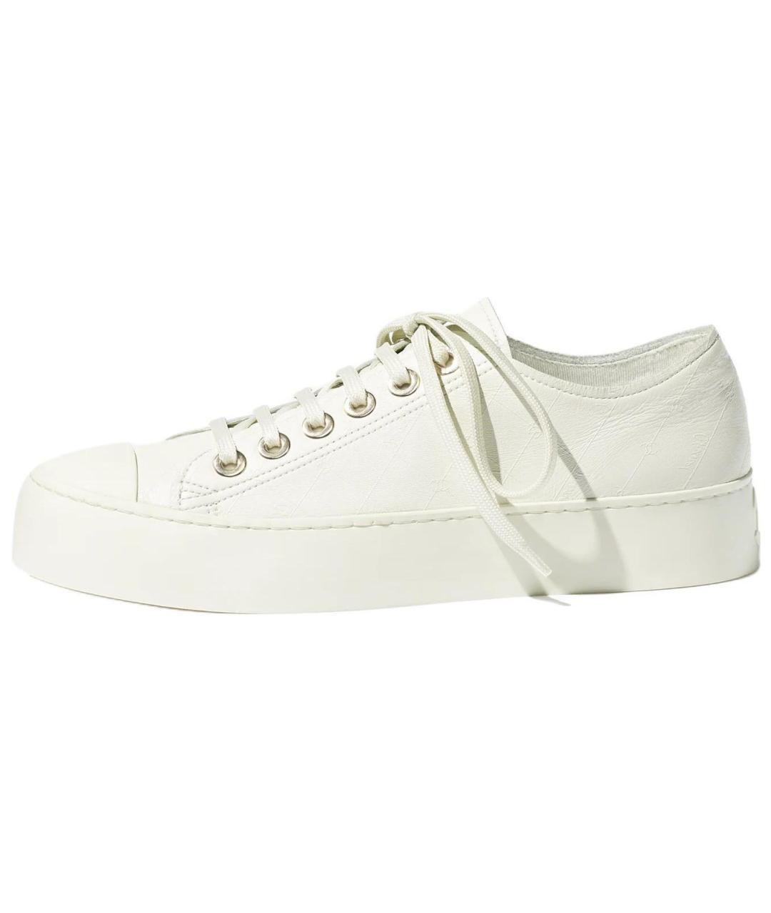 CHANEL Белые кожаные кроссовки, фото 2