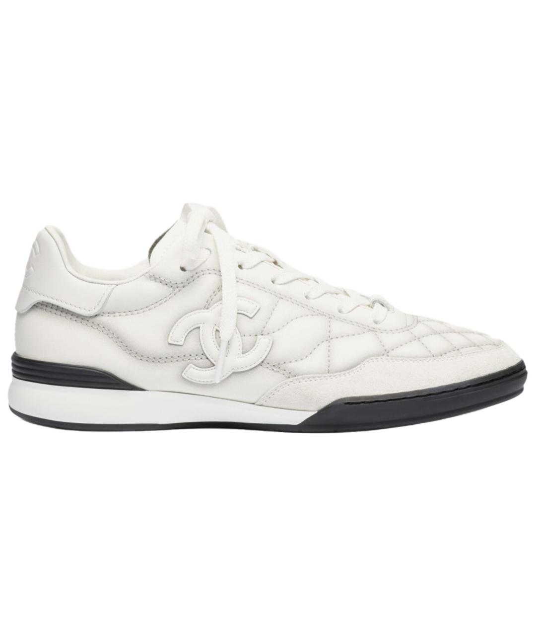 CHANEL Белые кожаные кроссовки, фото 1