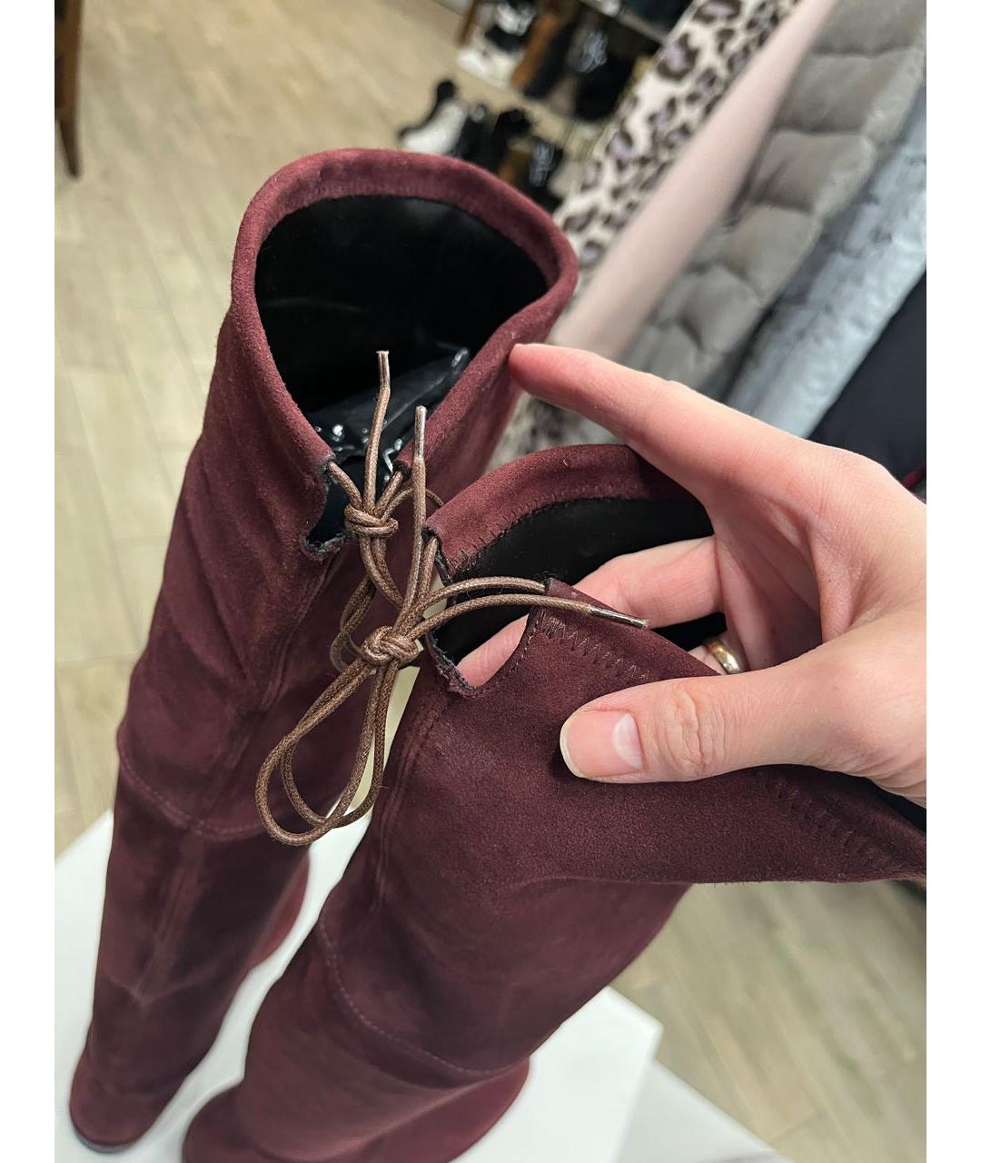 STUART WEITZMAN Бордовые замшевые ботфорты, фото 3