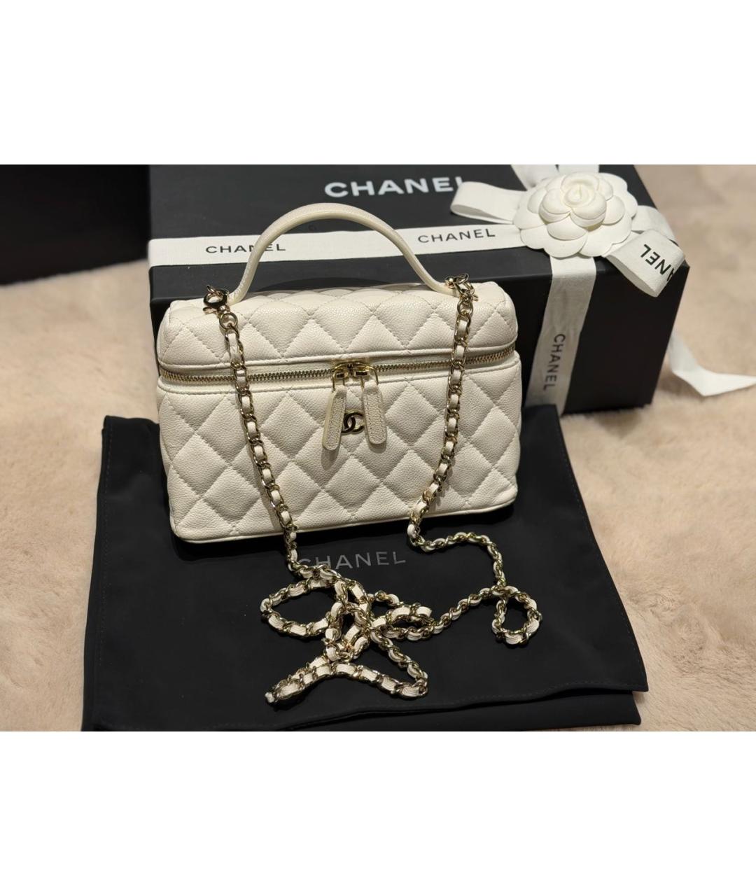 CHANEL Белая кожаная сумка через плечо, фото 5