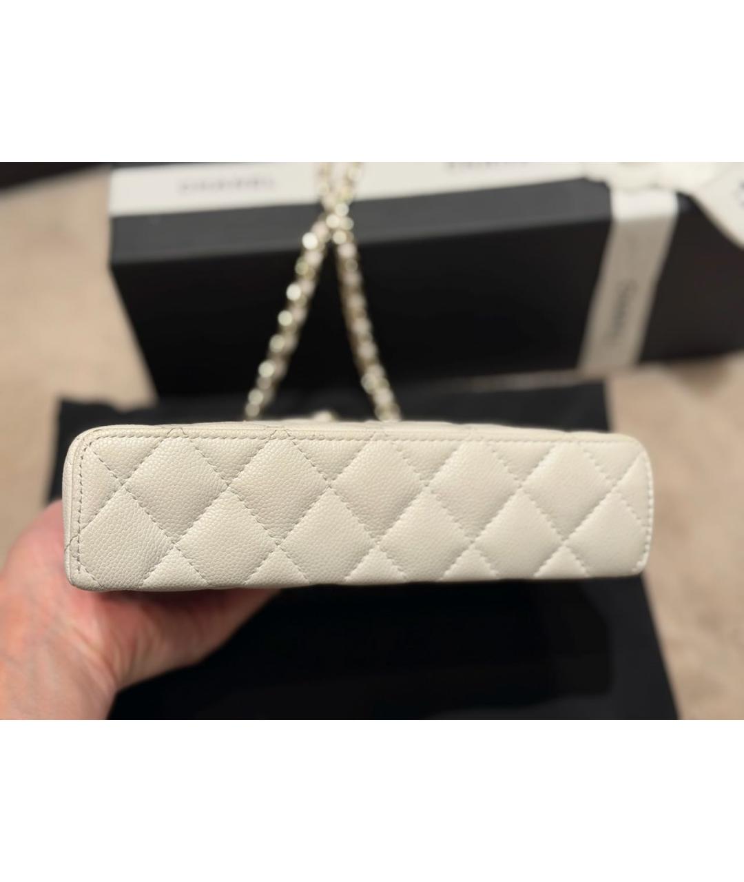 CHANEL Белая кожаная сумка через плечо, фото 6