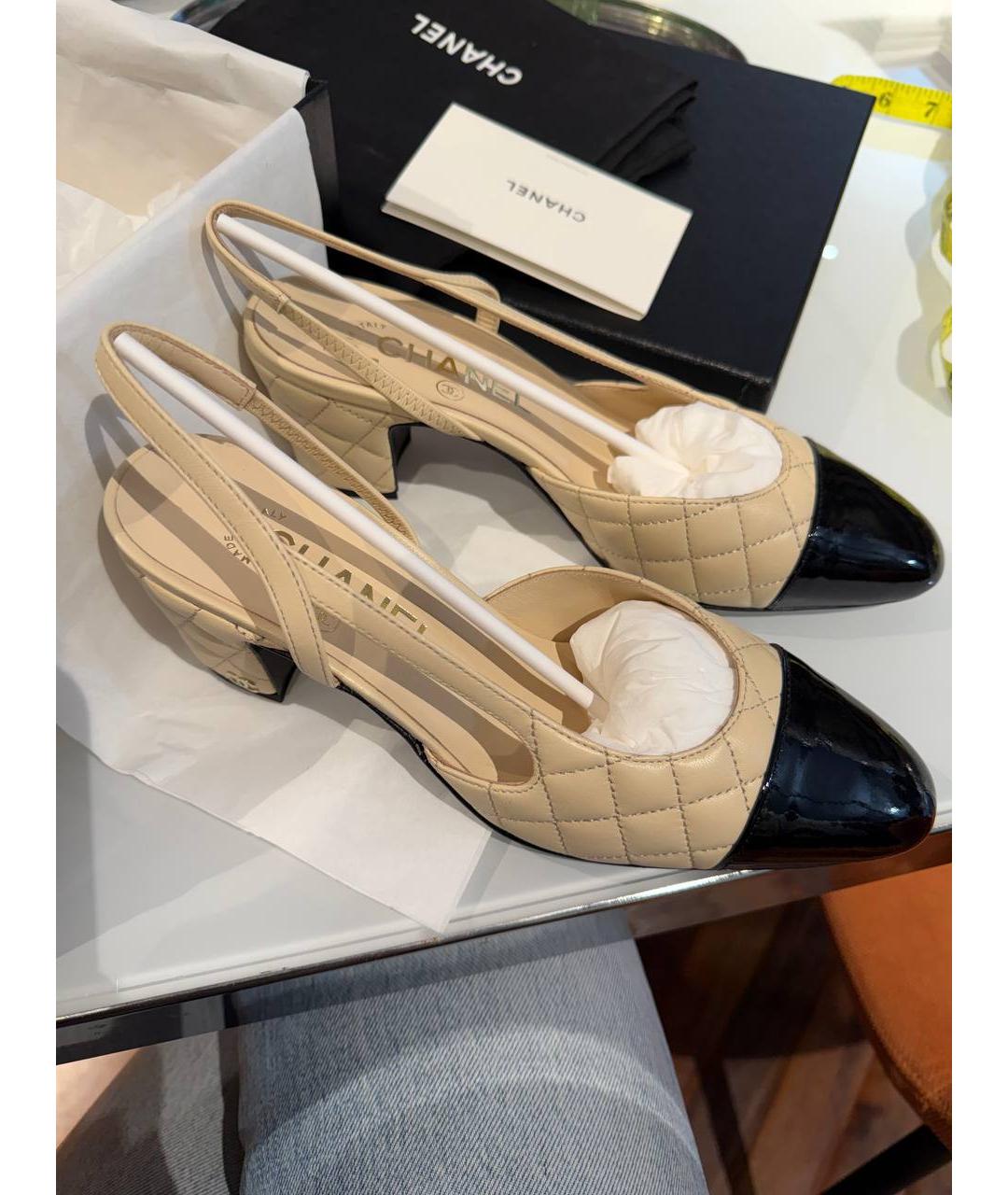 CHANEL Бежевые кожаные туфли, фото 2