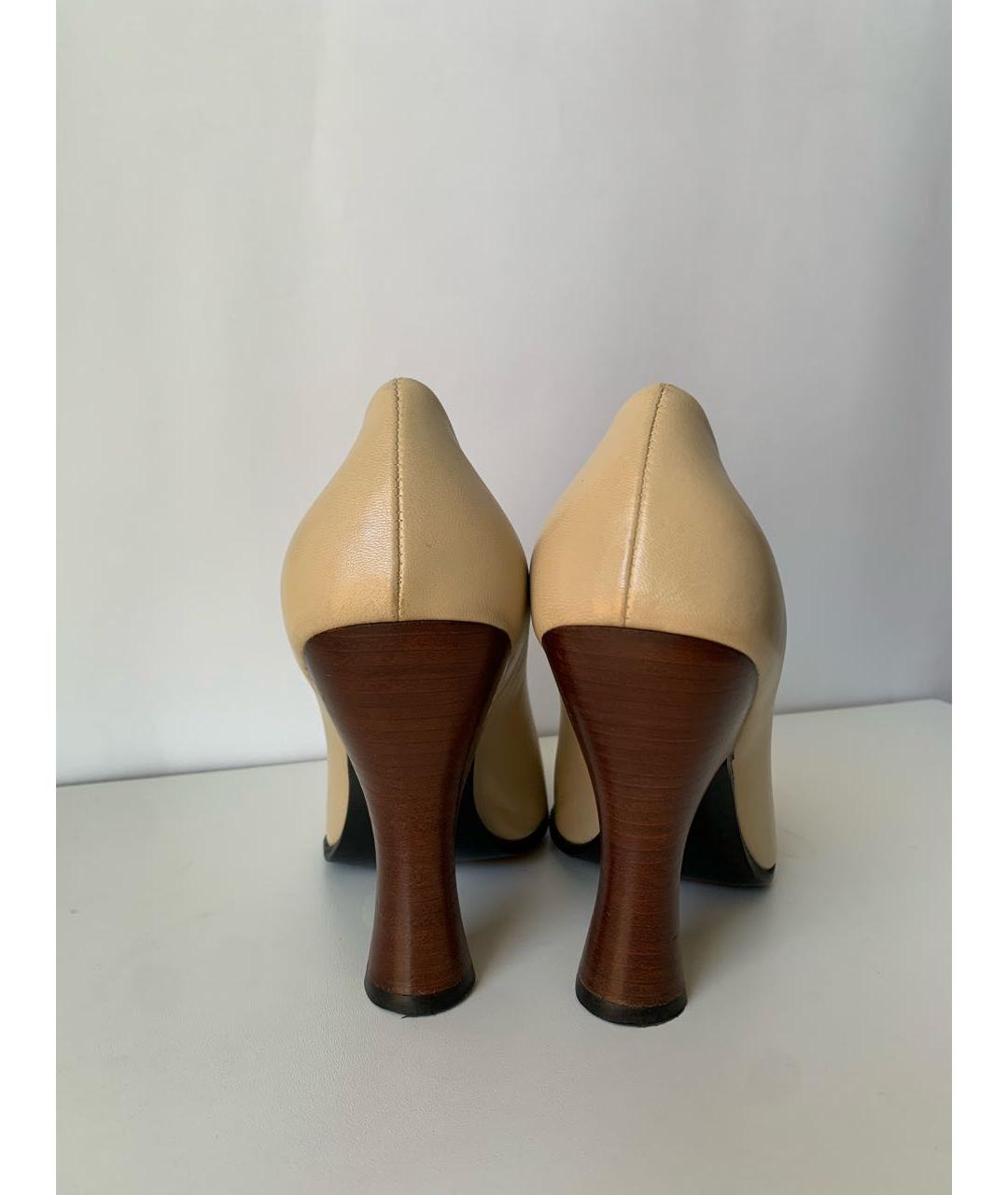 THE ROW Бежевые кожаные туфли, фото 4