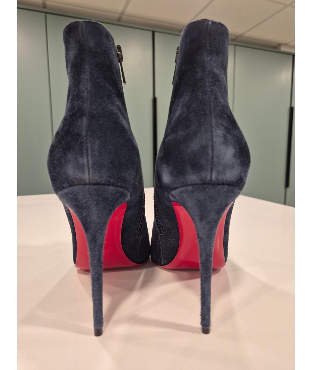 CHRISTIAN LOUBOUTIN Синие замшевые ботильоны, фото 4