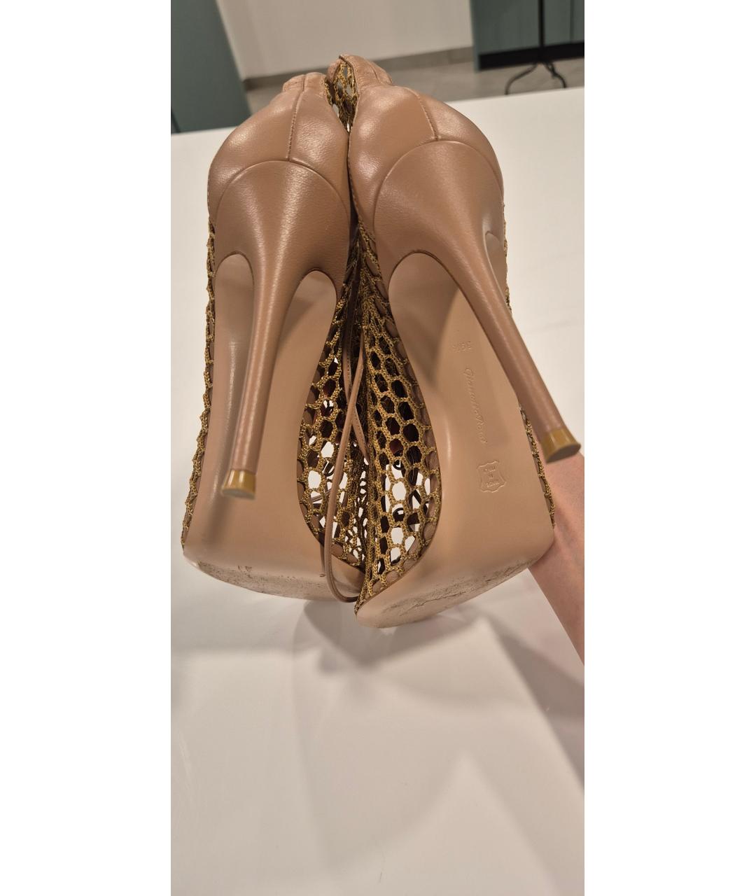 GIANVITO ROSSI Бежевые текстильные босоножки, фото 7