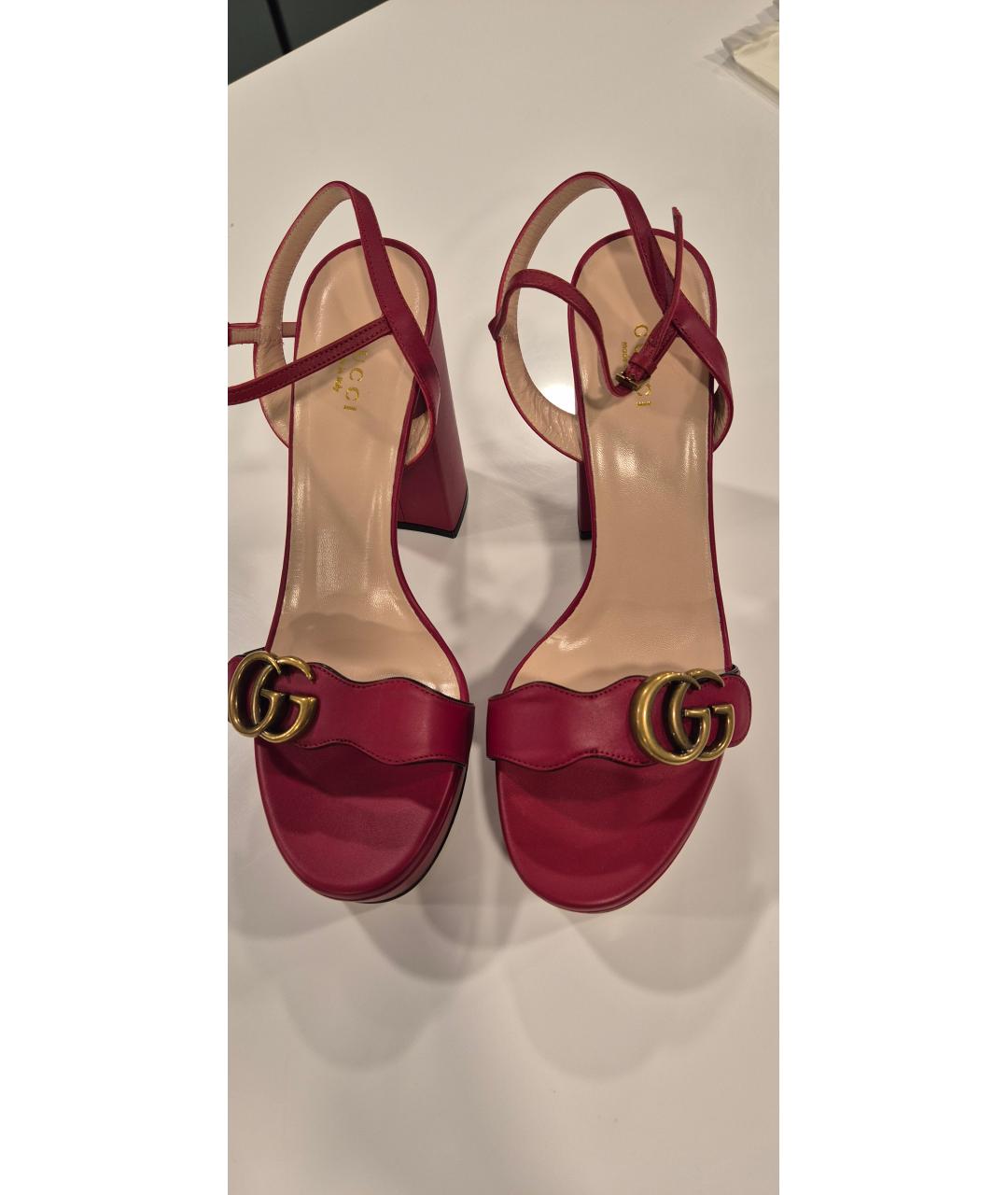 GUCCI Красные кожаные босоножки, фото 2