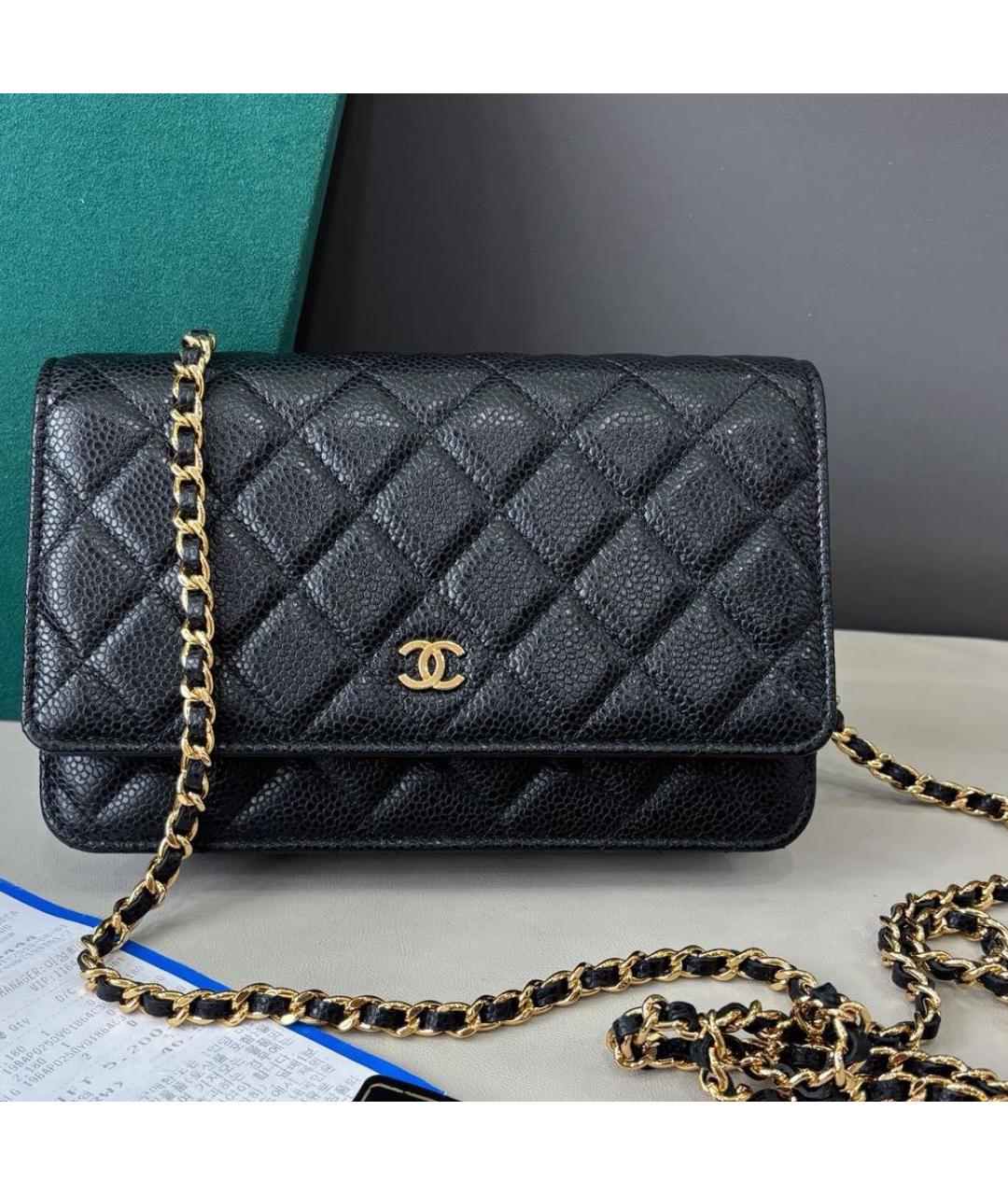 CHANEL Черная кожаная сумка через плечо, фото 2