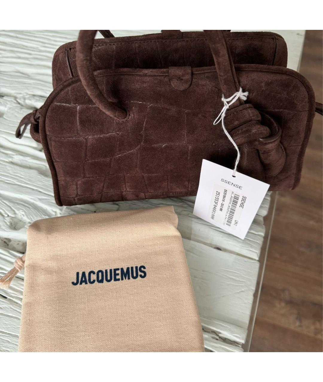 JACQUEMUS Коричневая замшевая сумка с короткими ручками, фото 7