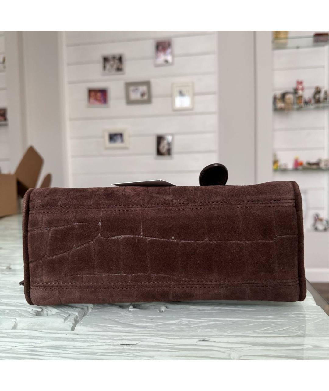 JACQUEMUS Коричневая замшевая сумка с короткими ручками, фото 5